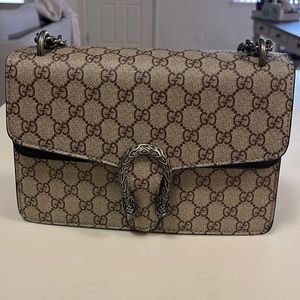 Gucci purse 👜
